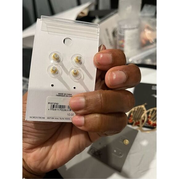 Nordstrom 3 pair of earrings bundle - Picture 5 of 6
